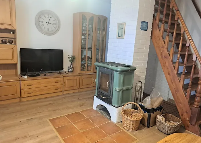 Alena Hutarova -chalupa 度假居 *