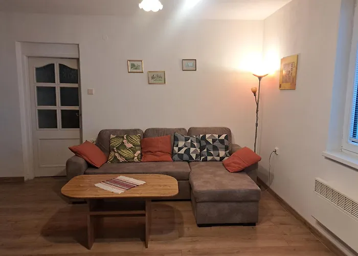 Alena Hutarova -chalupa Casa de Férias *