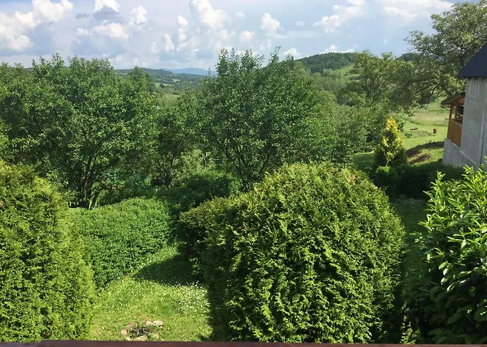 Alena Hutarova -chalupa 度假居 *